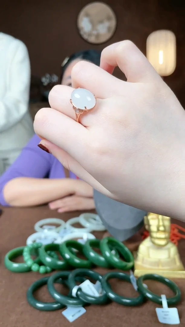 【闪购商品】和田玉把件银S925镶嵌Z6 戒指