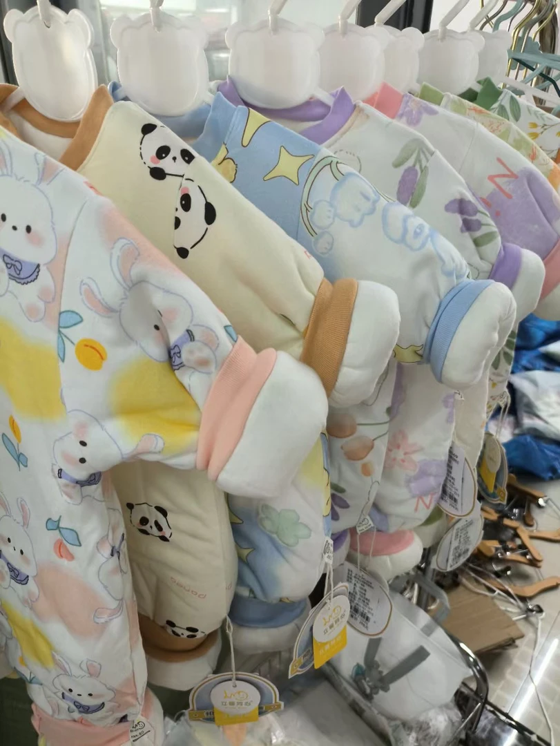 冬款宝宝加厚棉花衣