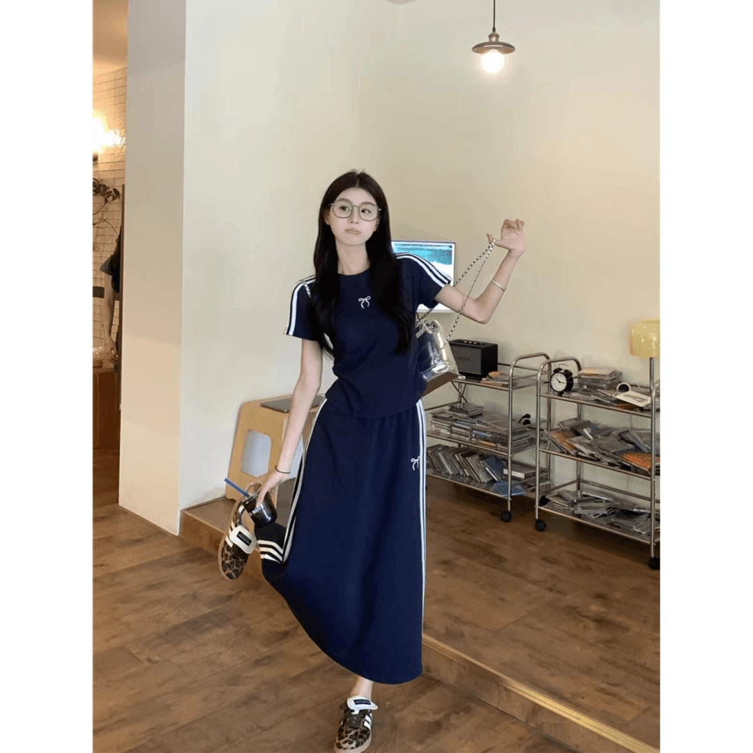 韩版运动休闲时尚三条杠短袖T恤半身裙套装