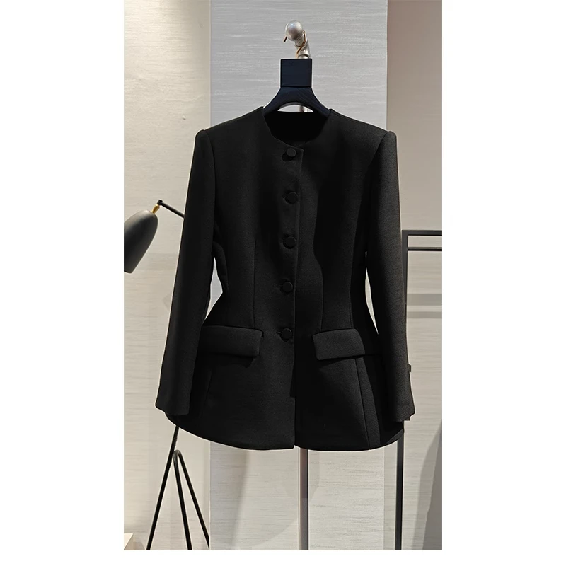 黑色圆领收腰西服外套2025秋季百搭简约大气高级感裙摆西装外套女