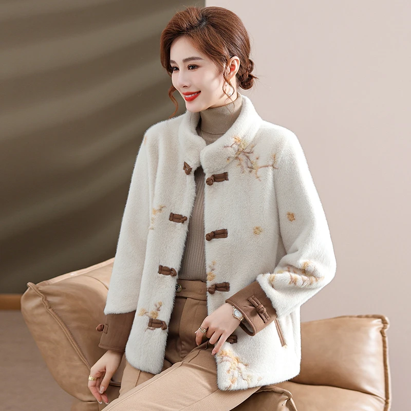 中国风妈妈绒外套秋冬装50-60岁中老年女装宽松洋气水欧绒毛呢