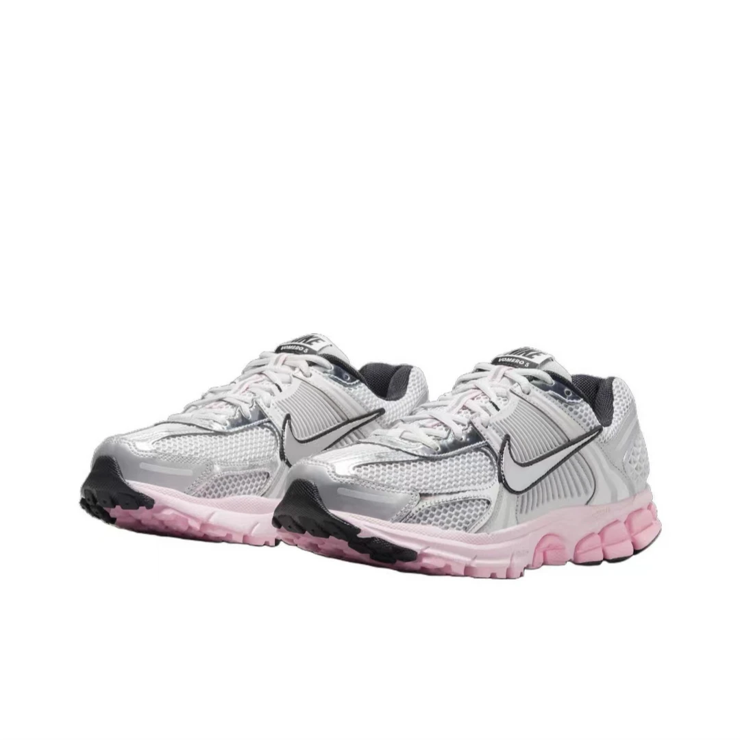 Nike Air Zoom Vomero 5 WMNS 皮革休闲跑步鞋女款银粉HF1877-001