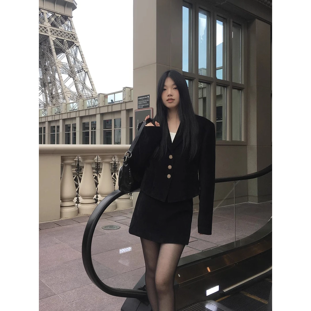 【萍萍清仓】冬季新款小香风时尚高级感西装版型短外套234X2687-S