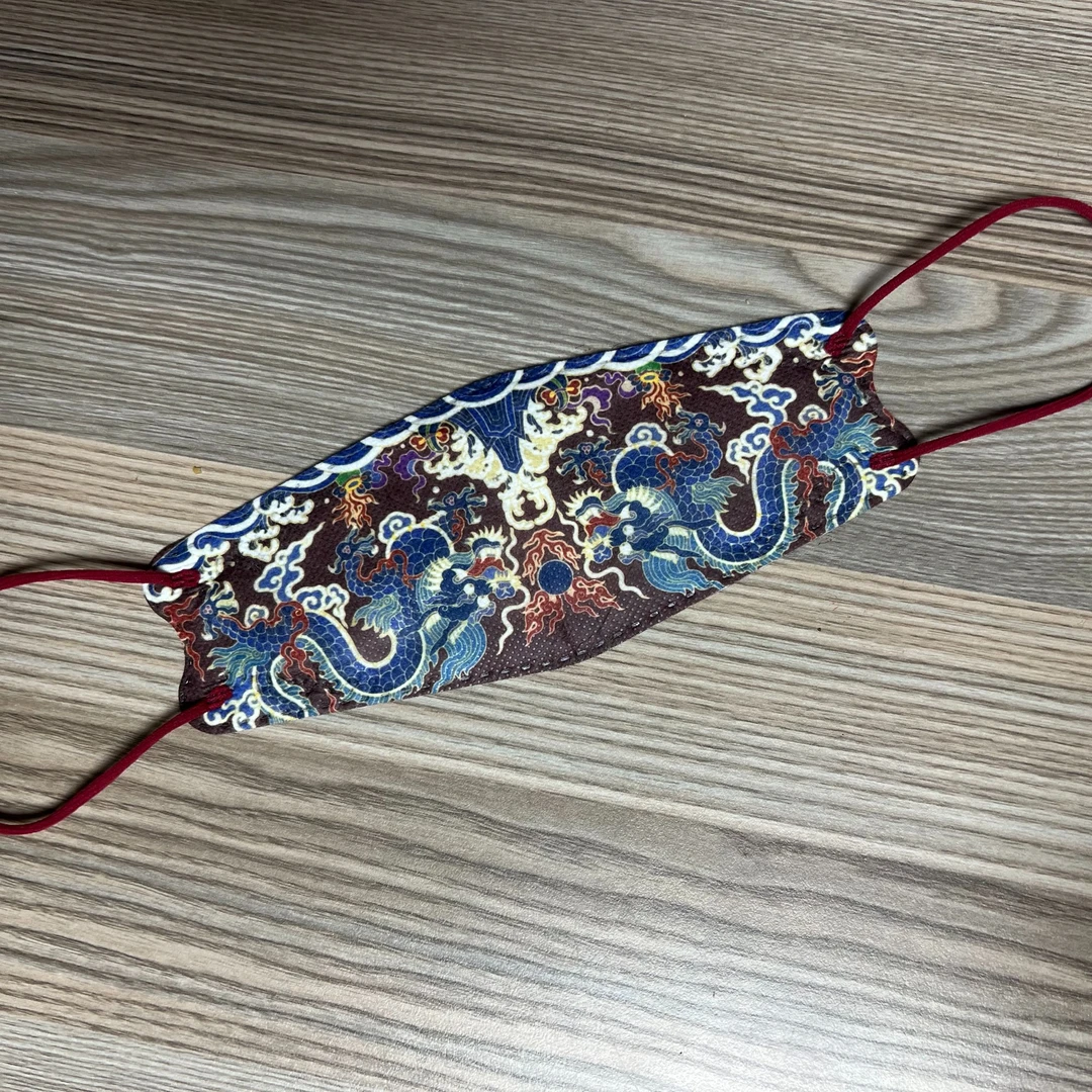 轮廓搭配配饰T233S131