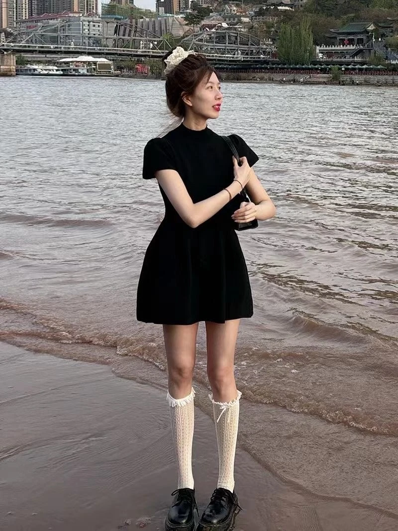 夏季A0002气质高级感时尚黑色短袖连衣裙女装夏天高端高贵小个子