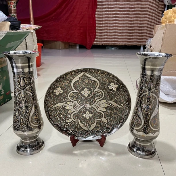 花纹随机巴基斯坦铜摆件工艺品瓶一对高35盘高30