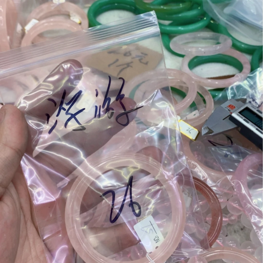 【闪购商品】烟晶手链银S925镶嵌粉晶手镯