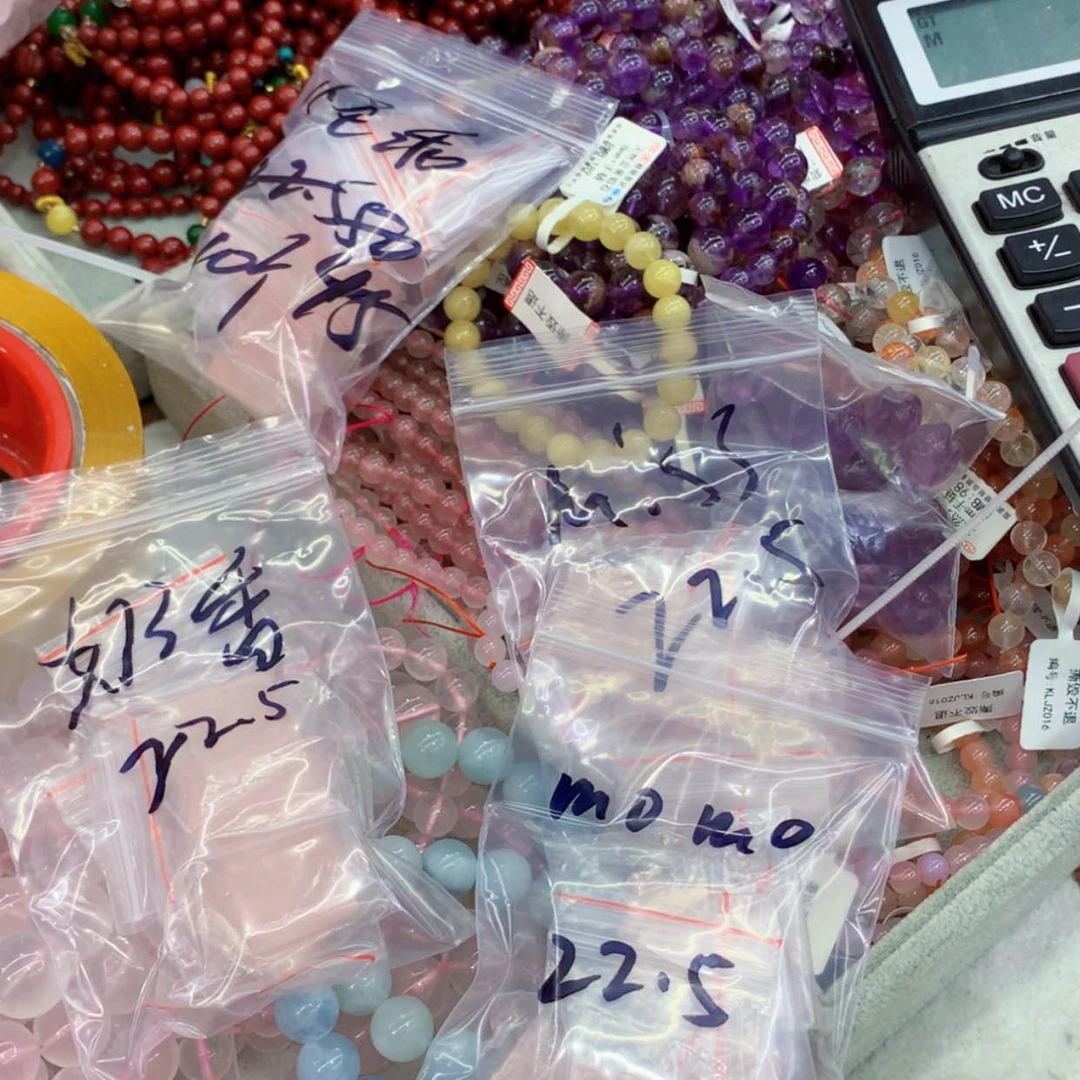 【闪购商品】烟晶手链银S925镶嵌粉水晶牌子