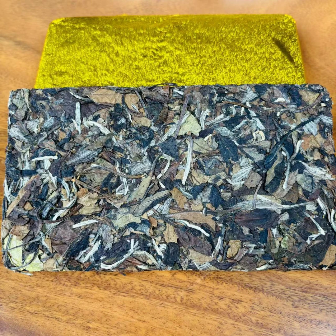 《福鼎白茶砖》 管阳高山白茶2013老白茶枣香陈韵