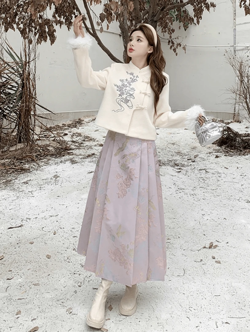 【白月光】实拍现货新中式国风棋盘扣毛呢上衣显瘦马面裙两件套