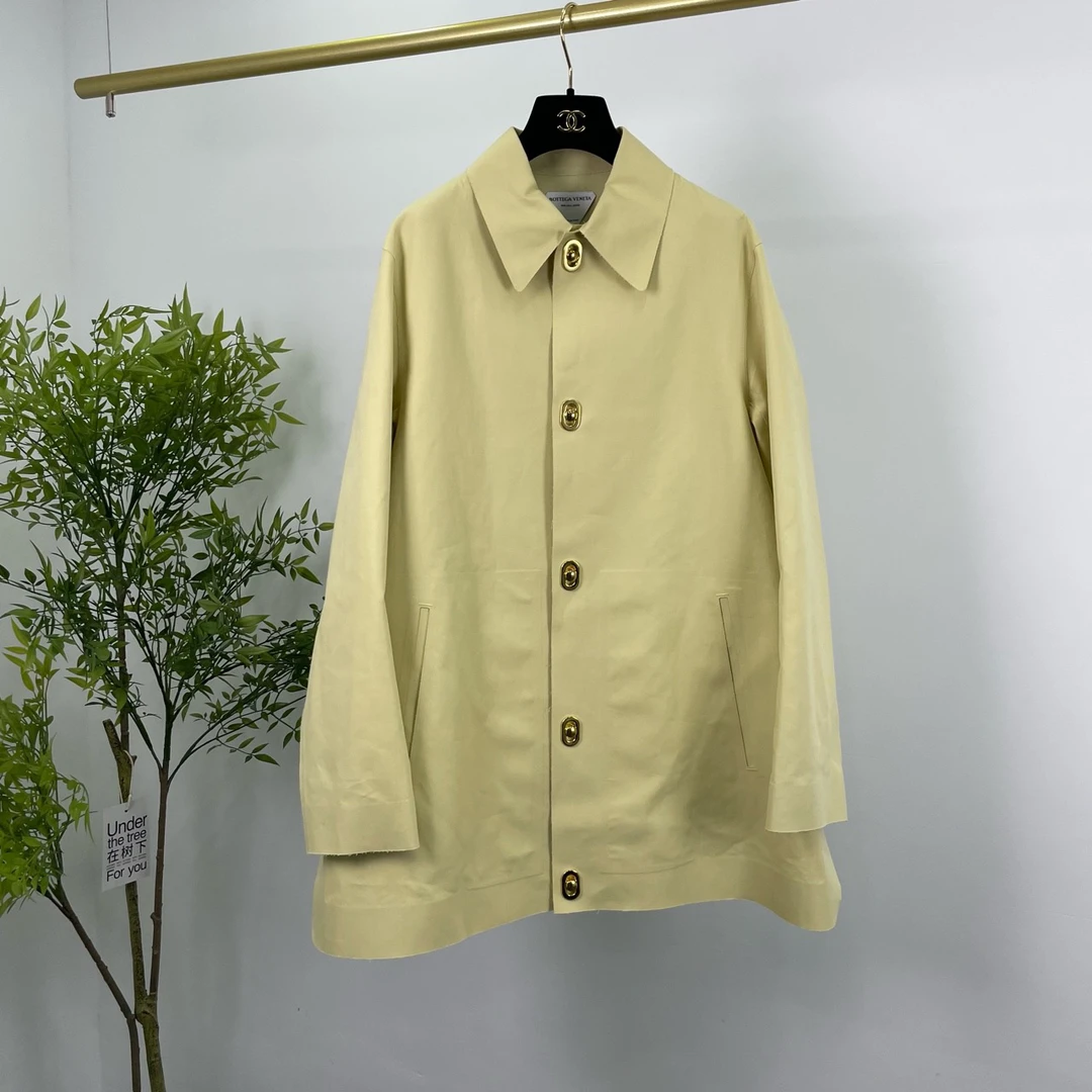 Bottega Veneta BV 葆蝶家 奶油风衣外套 36码/98新/无配件 YM095