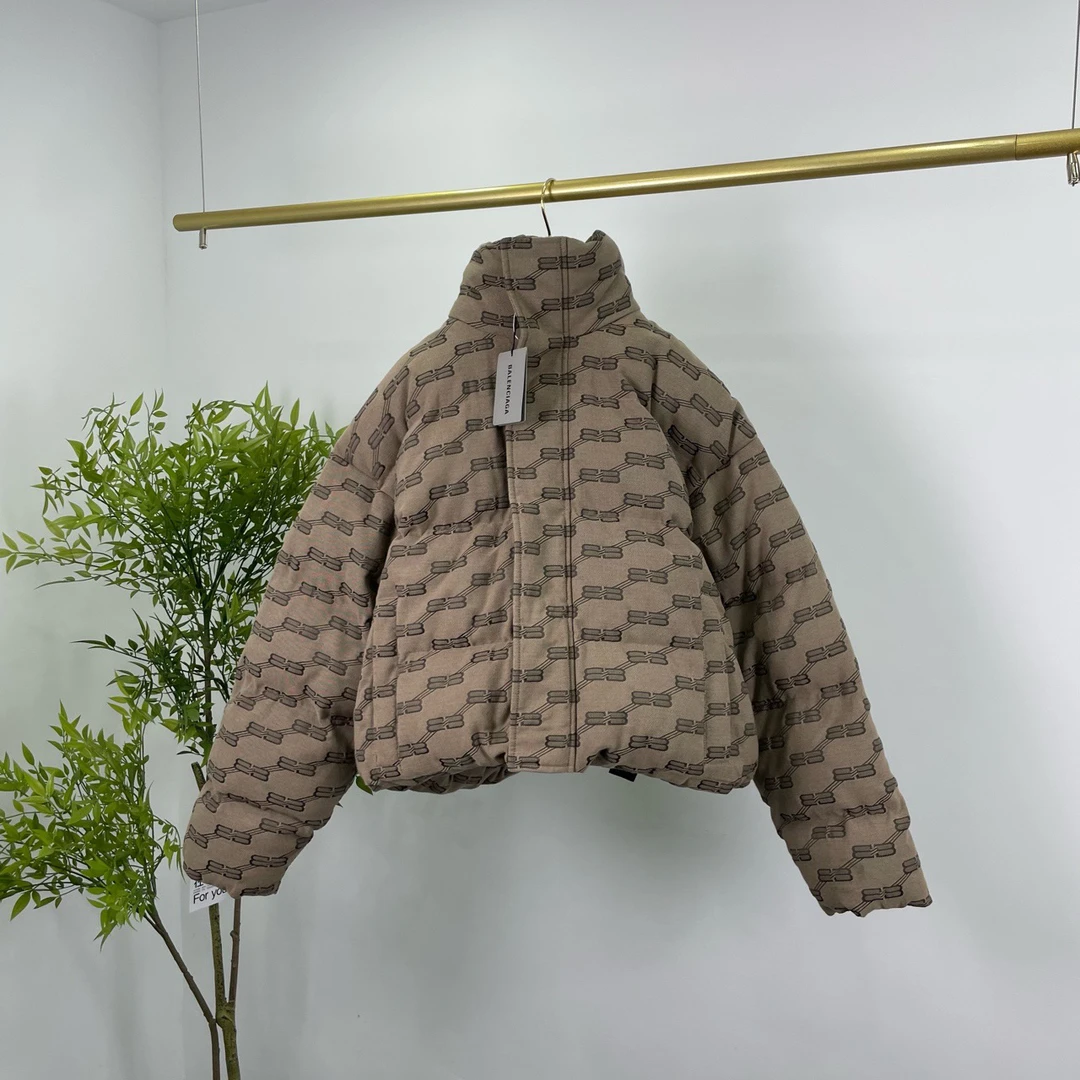Balenciaga 巴黎世家 双B满印羽绒服 38码/准新/吊牌
