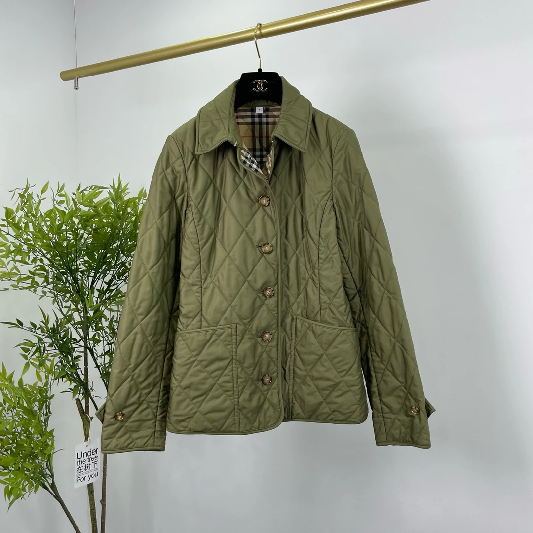 Burberry 博柏利 菱格棉服外套 S码/98新/无配件 YM0926