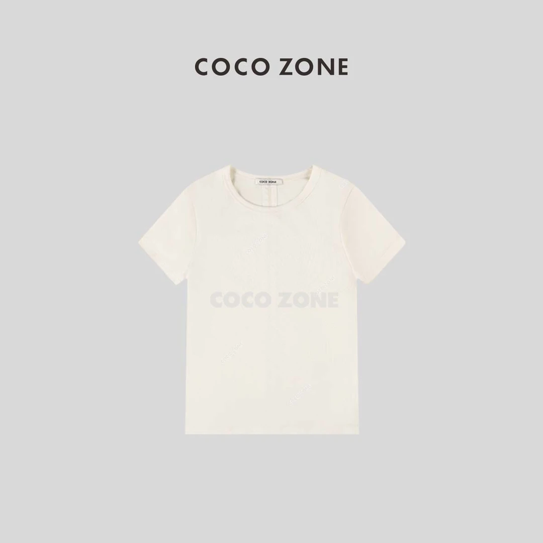 COCO ZONE 刘一一 经典款圆领T恤打底衫后中破缝设计23C19200
