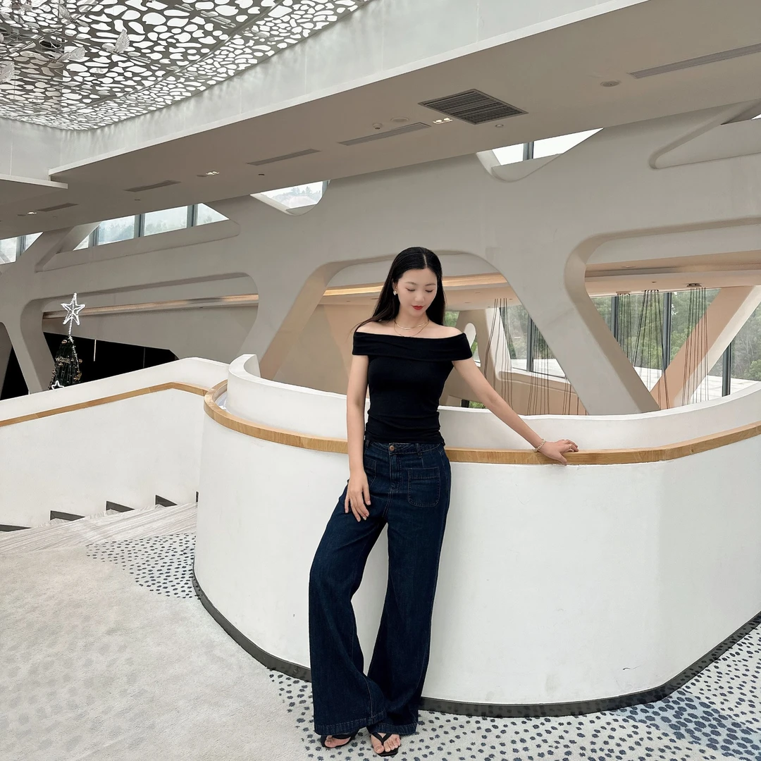 MUZI【冰川】复古法式高级气质小众独特直筒显瘦百搭阔腿辣妹牛仔裤