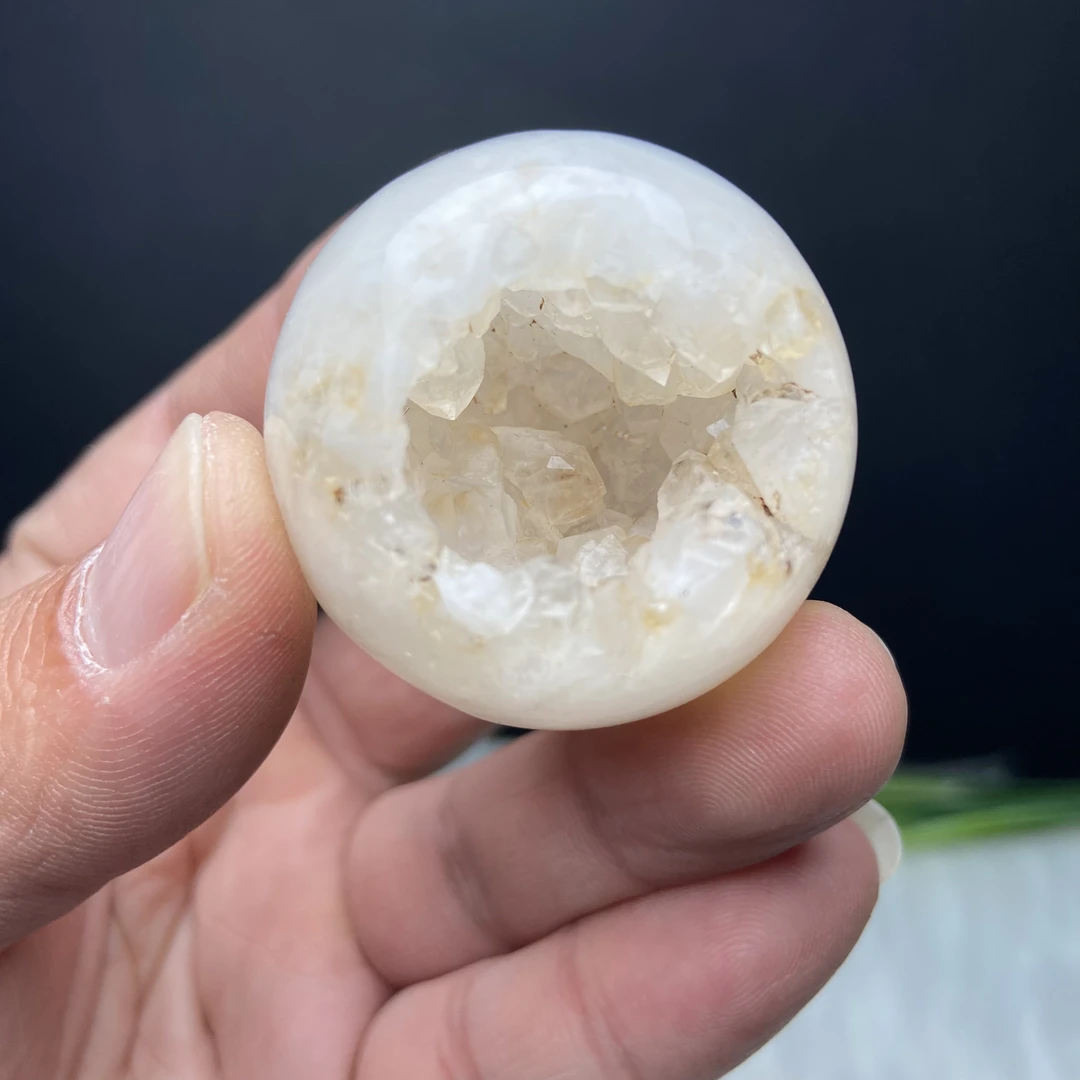 天然玛瑙原皮小开口笑居家办公装饰原石摆件重70克直径4.0厘米