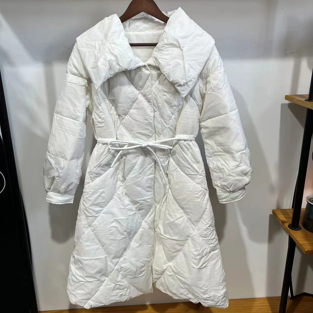 AH-18 潮牌冬季女士中长款时尚休闲白色保暖羽绒服  10051