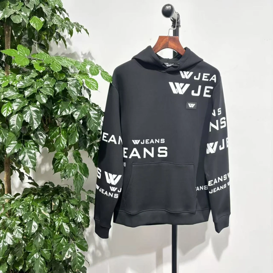 24冬季男款黑色字母印花连帽卫衣 40837
