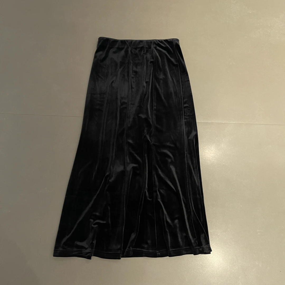 『蝶家』百搭显瘦丝绒鱼尾长裙3039