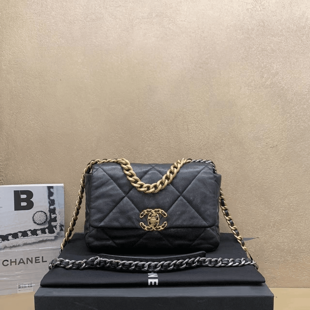 95新  壹臻中古/Chanel黑金羊19bag小号 28开 /dx1463预留