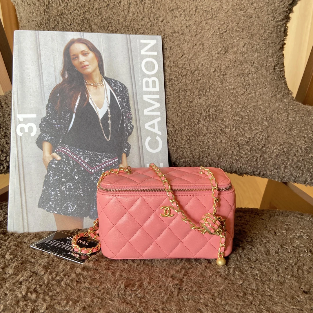 95新 Chanel/香奈儿 壹臻中古/ 珊瑚粉核桃进球长盒子包 37365344