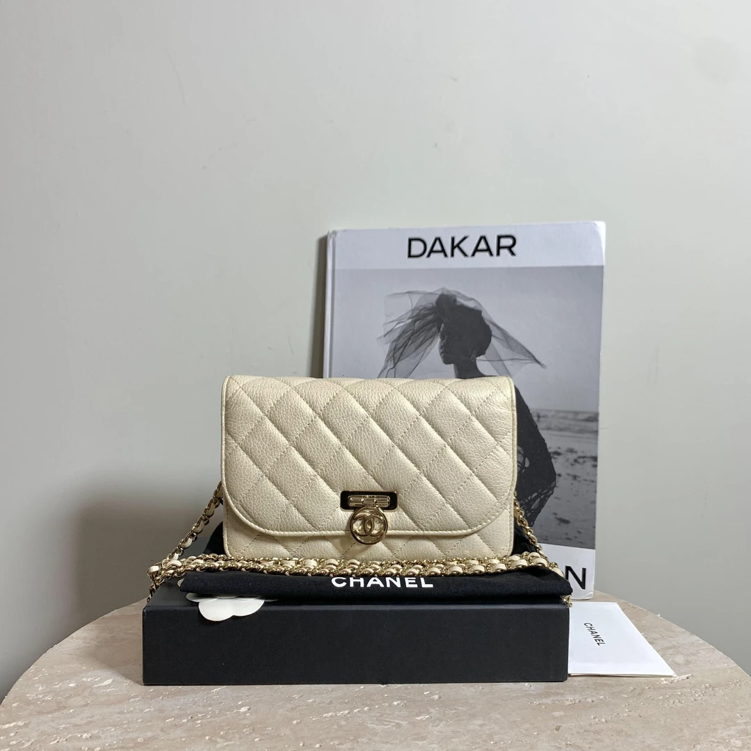 95新 Chanel/香奈儿 壹臻中古/米金色woc 29开 60970194