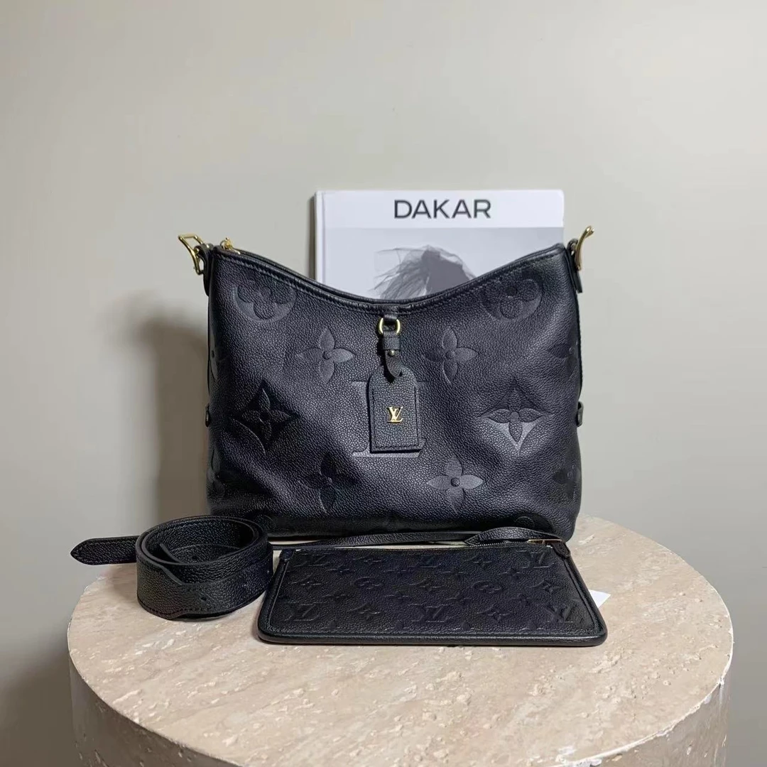 95新 LouisVuitton/路易威登 壹臻/压纹carryall单肩包 82221632