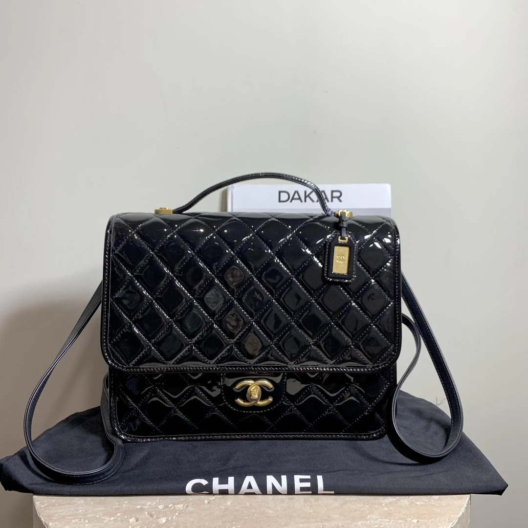 99新 Chanel/香奈儿 壹臻中古/22K黑金邮差双肩 / 27903649