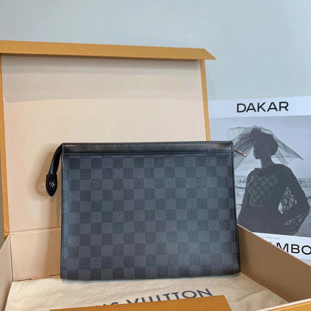 95新 LouisVuitton/路易威登 壹臻/黑棋盘格洗漱中号 99724498