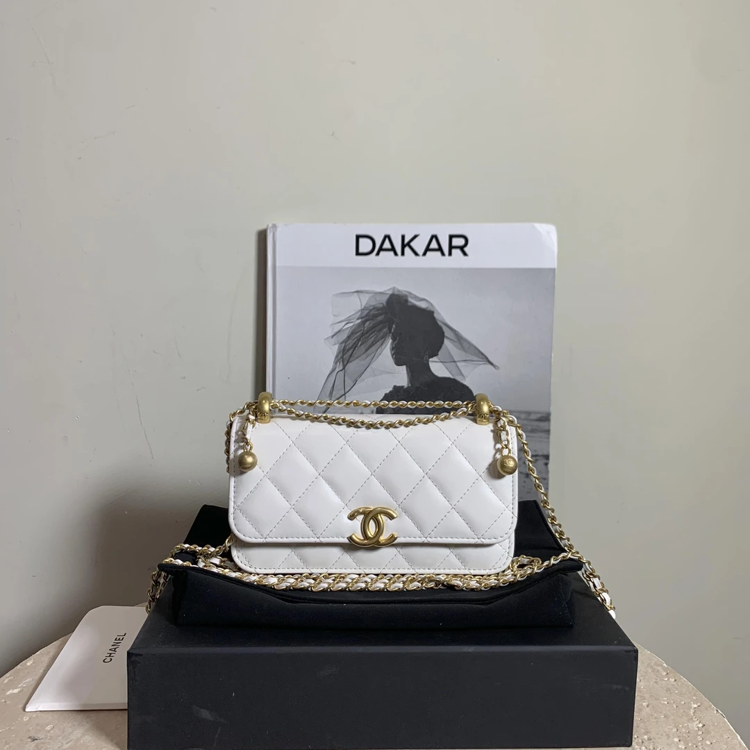 99新 Chanel/香奈儿 壹臻 /24C 白金双金珠手机包/93726800