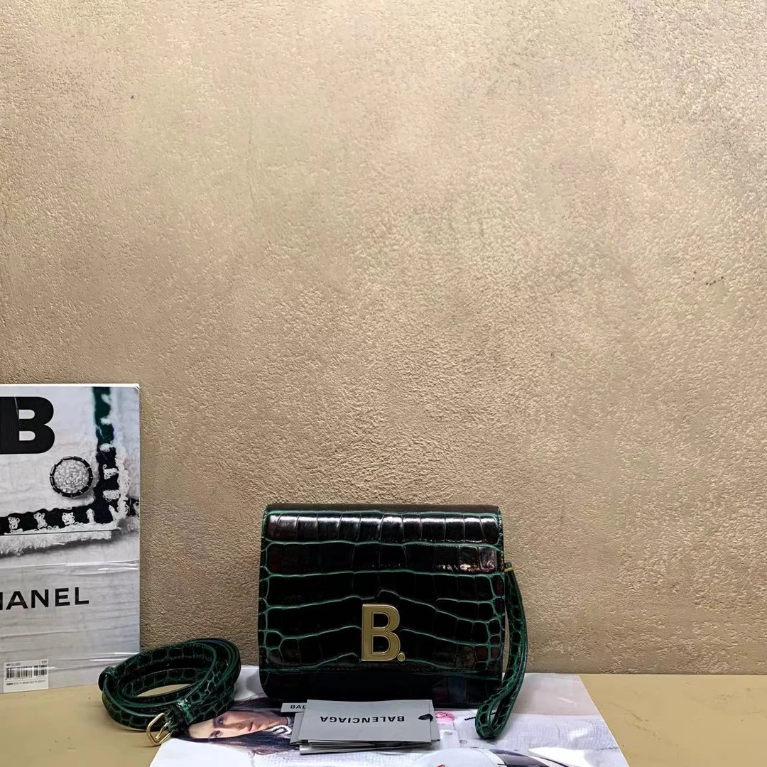 95新 Balenciaga/巴黎世家 壹臻/ a bag墨绿色压纹豆腐包31441589