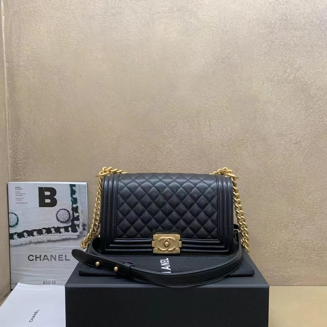 95新  拆单 壹臻中古/Chanel黑金牛leboy中号 芯片 16278904