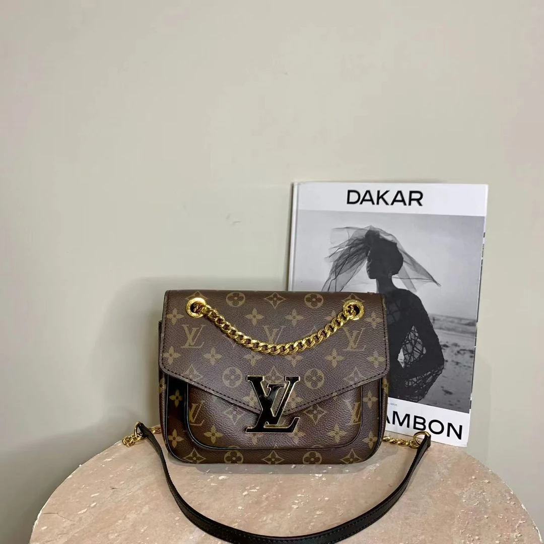 99新 LouisVuitton/路易威登 壹臻中古/passy邮差包 67612560