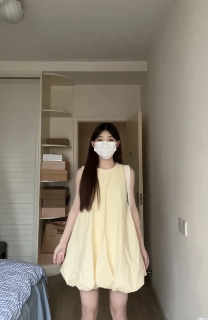 奶黄包 黄油泡芙蓬蓬裙无袖新款小个子可爱甜美约会小香风连衣裙