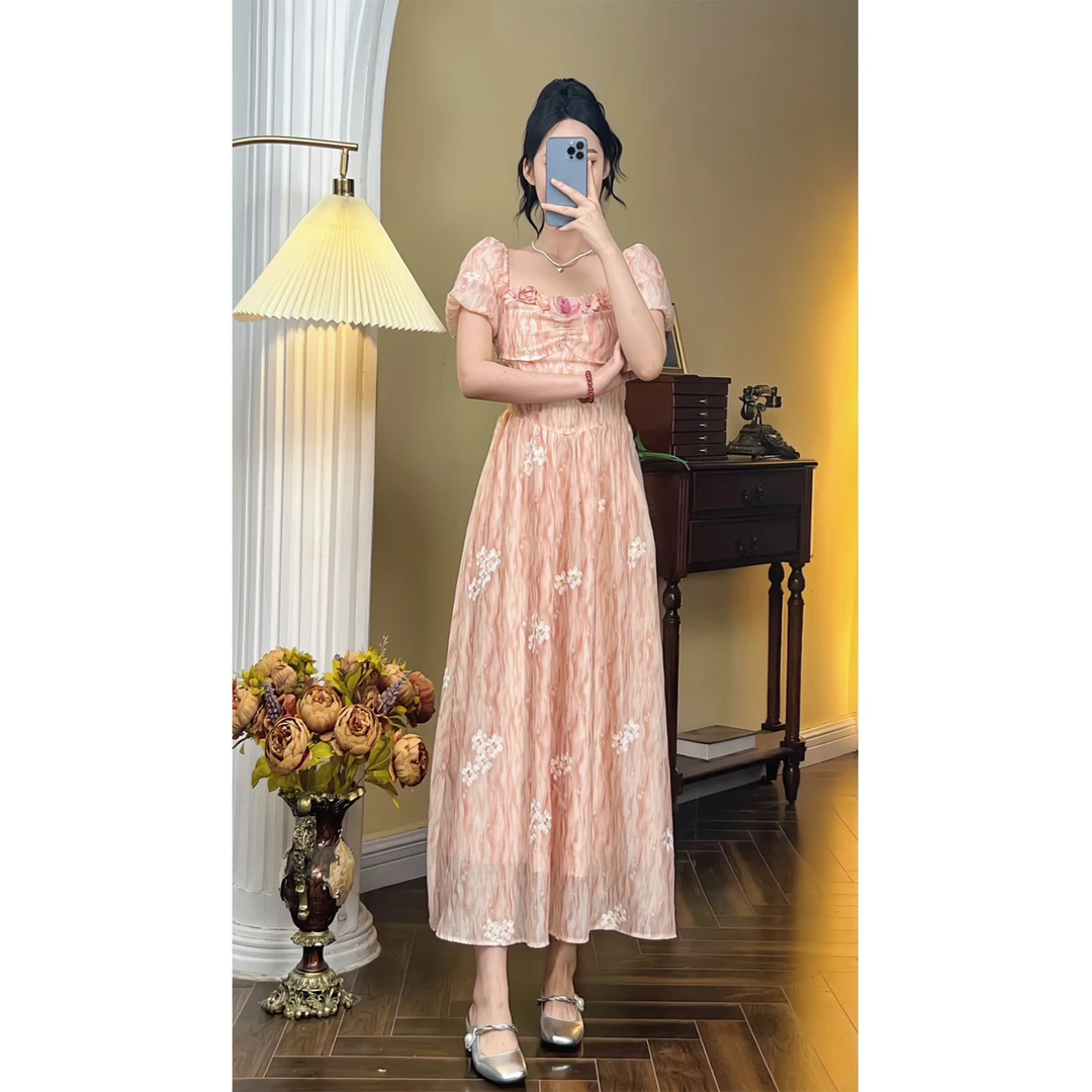 一筒家【朝花夕拾2.0】初春法式度假旅游短袖连衣裙收腰初恋338