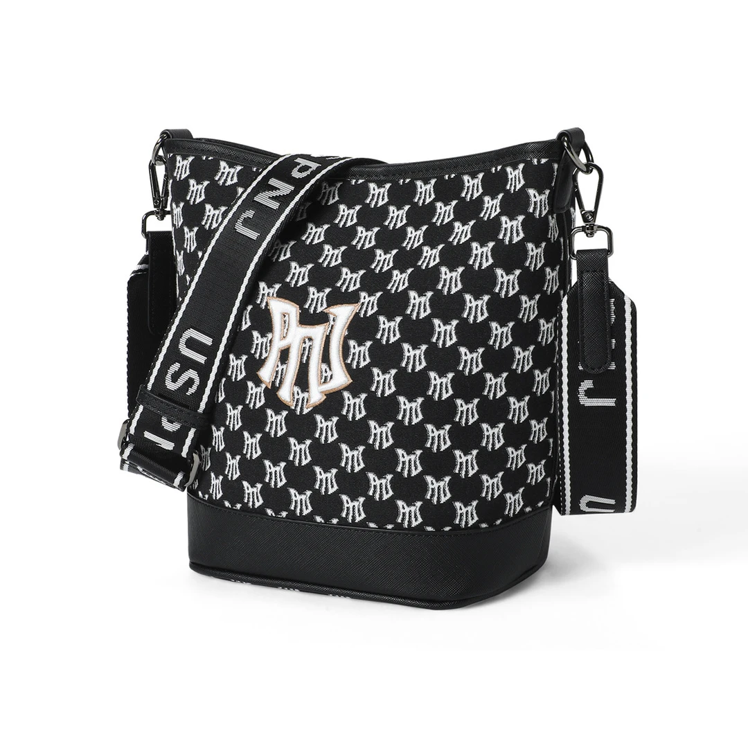 PNJ专柜正品2024秋季新款包包腋下包高级感简约休闲单肩斜挎包