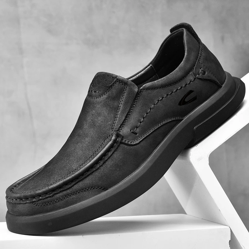 骆驼动感男鞋休闲男皮鞋男士透气软底百搭中年爸爸鞋厚底大头皮鞋