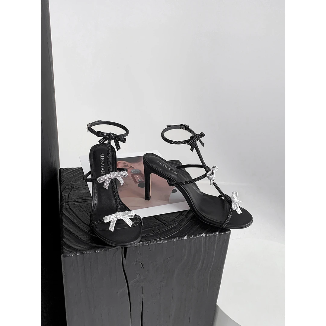 法式时尚水钻蝴蝶结高跟鞋女细跟2024夏季新款洋气爆款一字带凉鞋