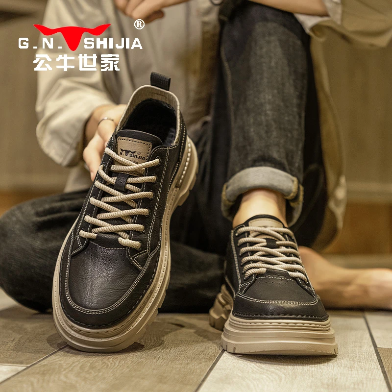 公牛世家男鞋春秋款英伦软底板鞋男士休闲皮鞋厚底增高复古工装鞋