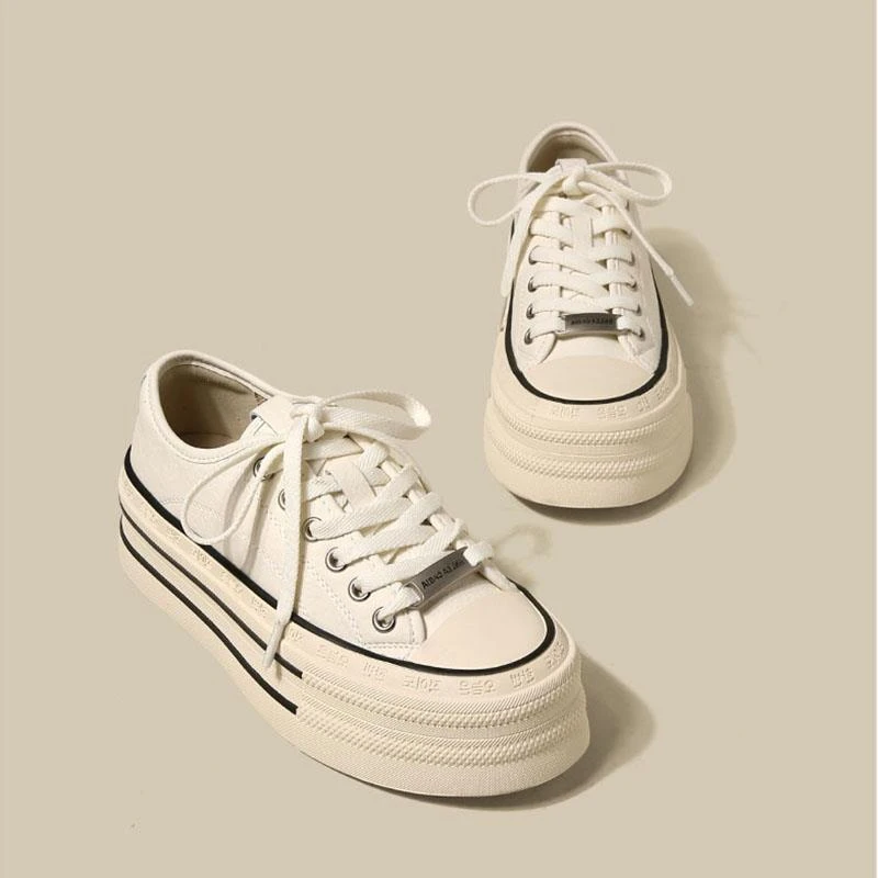 法国TOUCH MISS高级感板鞋女2024新款百搭厚底内增高新款小白鞋潮