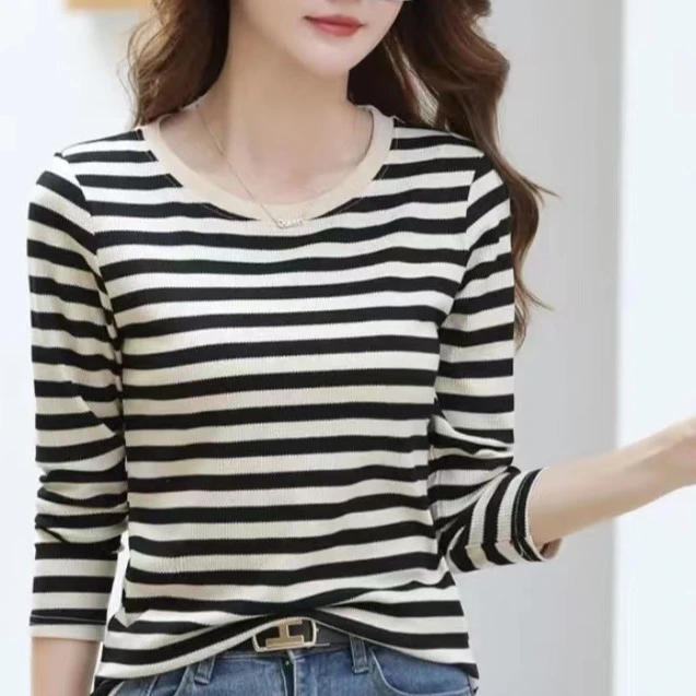 2024秋季新款华夫格条纹长袖女休闲时尚百搭打底衫横条纹上衣圆领