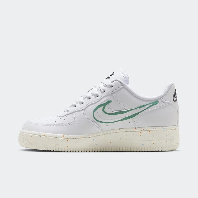 NIKE/耐克AIR FORCE 1女子经典百搭复古空军一号运动鞋HF5721111