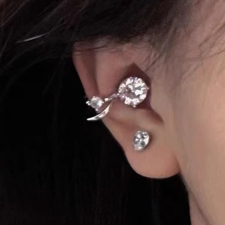 氛围感超闪耳蜗夹女小巧精致无耳洞耳骨夹耳饰百搭ins设计感~