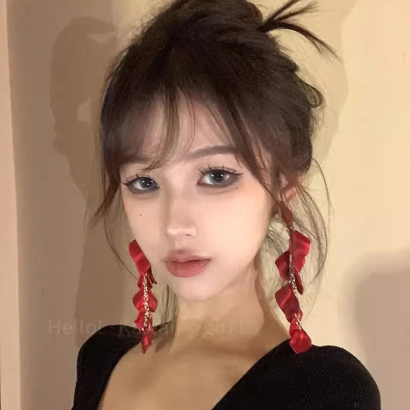复古红色花瓣流苏耳环女夸张长款耳坠轻奢气质耳钉新年氛围感耳饰