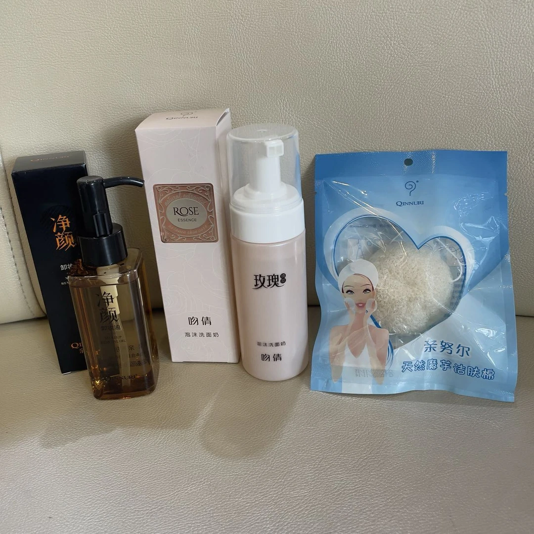 QINNURI/亲努尔卸妆油+泡沫洗面奶+洁肤棉