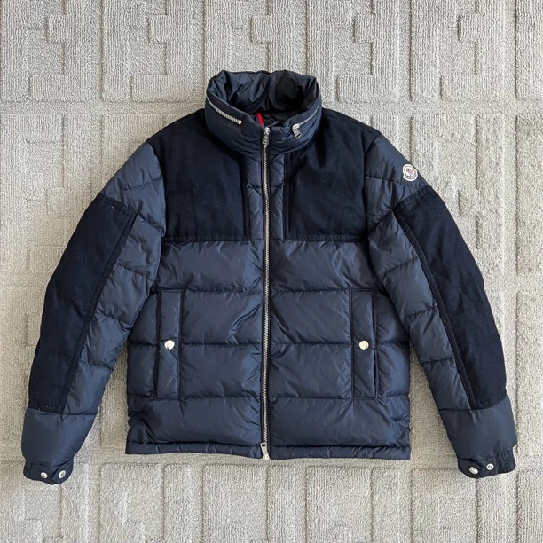 Moncler蒙口/藏青色拼色羽绒服外套/2码/98新/0341