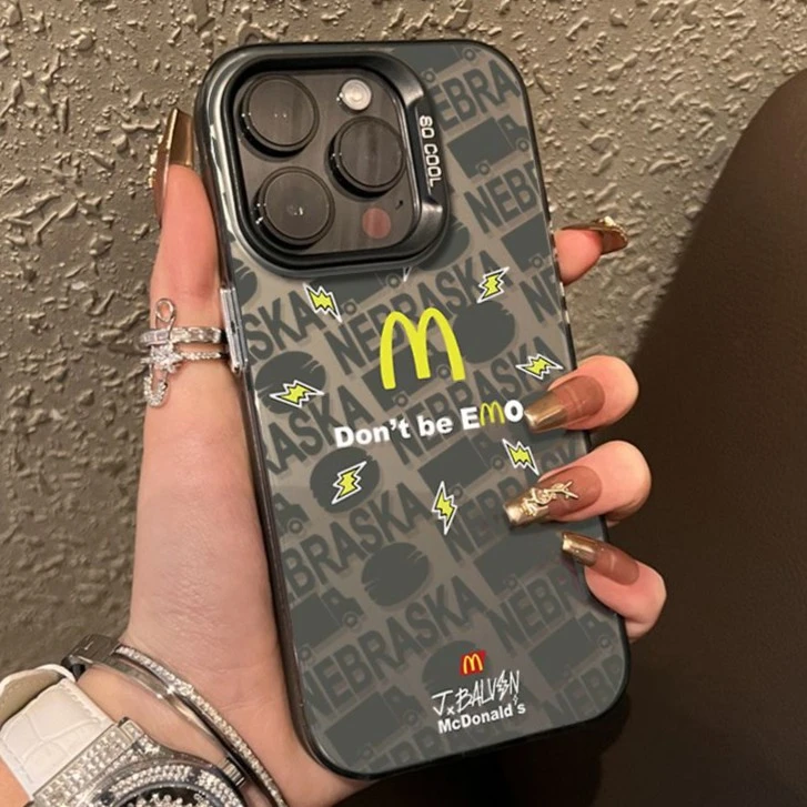 M字苹果16手机壳潮牌iPhone14promax/11简约保护套12xsmax/15外壳