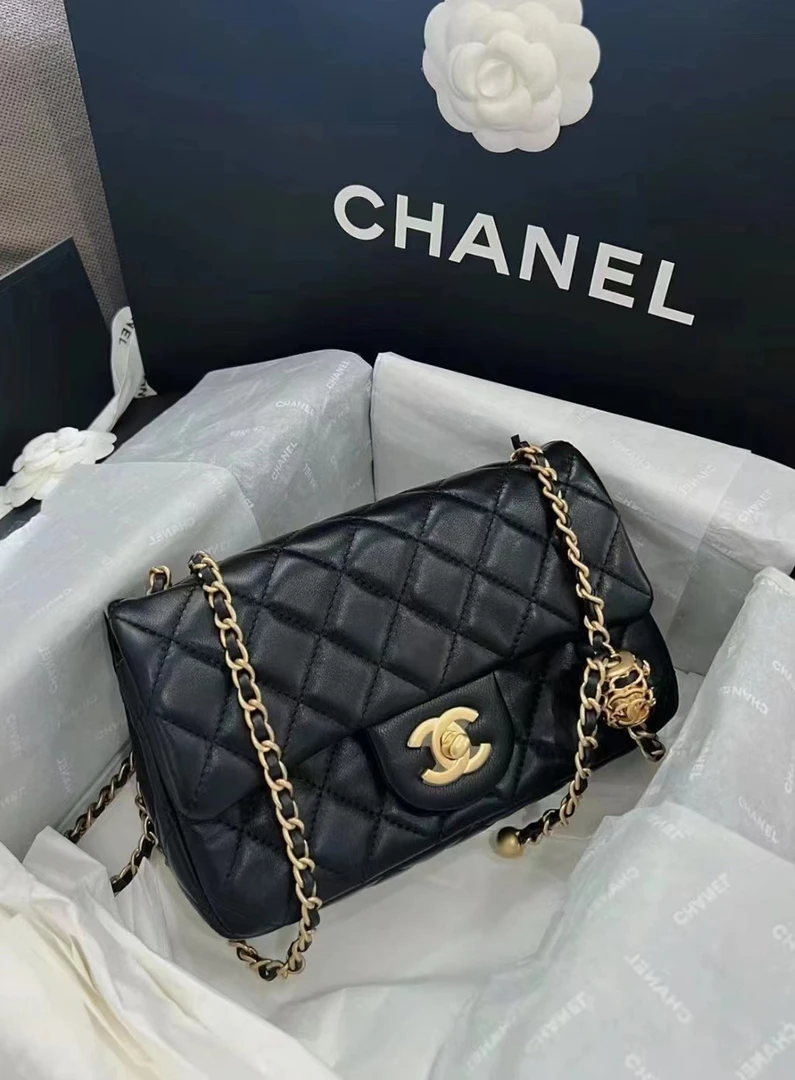 全新未使用 Chanel/香奈儿 22s 黑色核桃球CF mini 芯片款 斜挎包