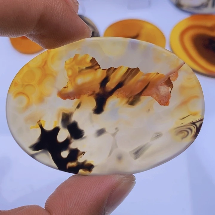 玛瑙/玉髓颈饰未镶嵌