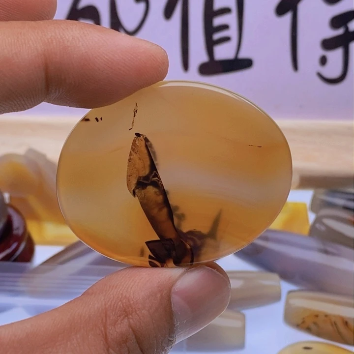 玛瑙/玉髓颈饰未镶嵌焦****8